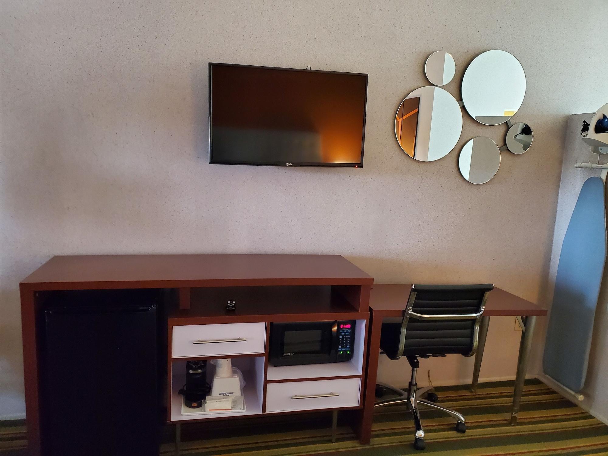 Howard Johnson By Wyndham Phoenix Airport/Downtown Area Dış mekan fotoğraf