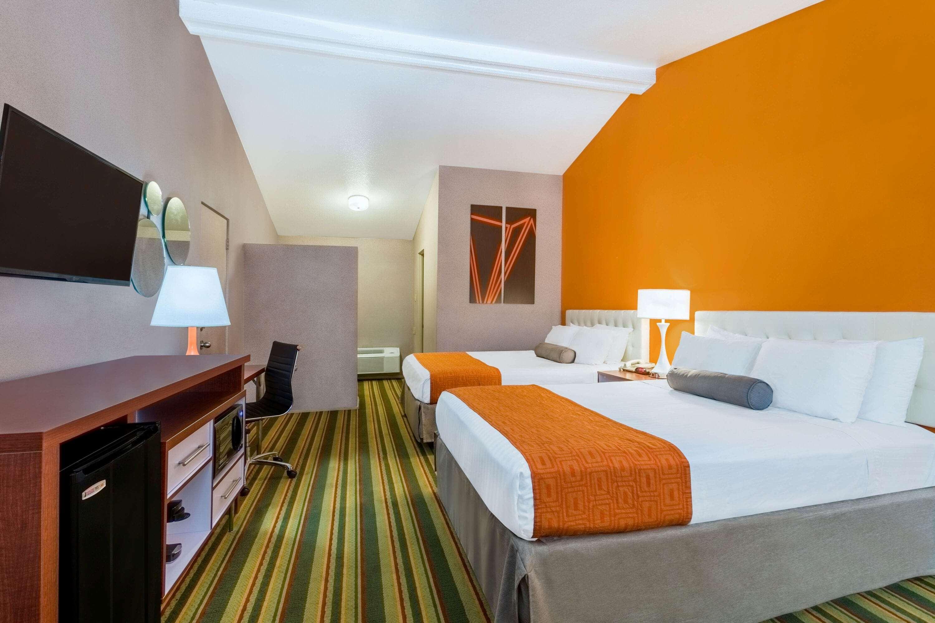 Howard Johnson By Wyndham Phoenix Airport/Downtown Area Dış mekan fotoğraf